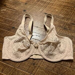 Wacoal retro chic full figure lacy unlined nude 34D sexy bra